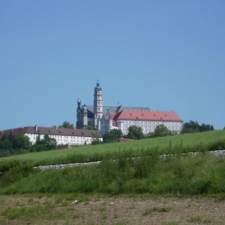 Tagungshaus Im Kloster Neresheim Hotel Ngoại thất bức ảnh