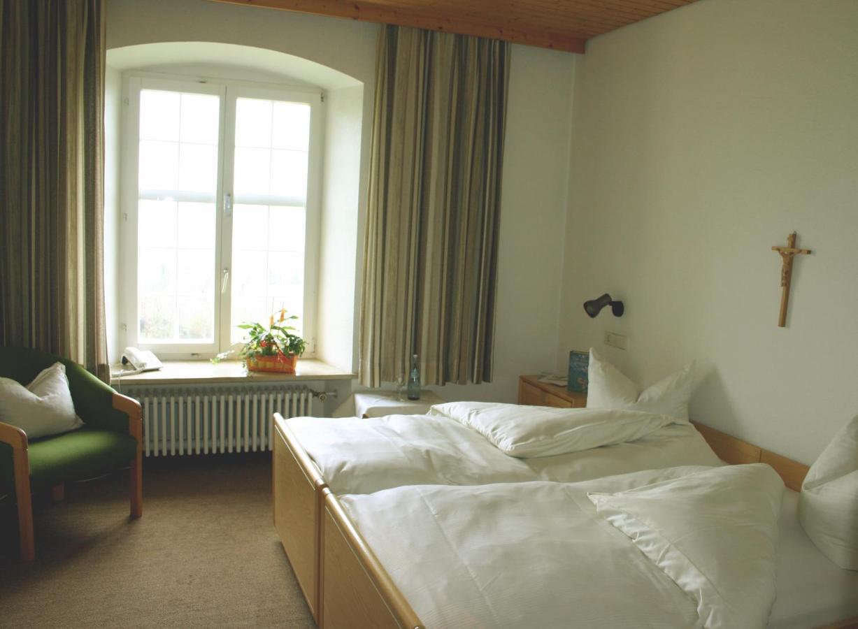 Tagungshaus Im Kloster Neresheim Hotel Ngoại thất bức ảnh