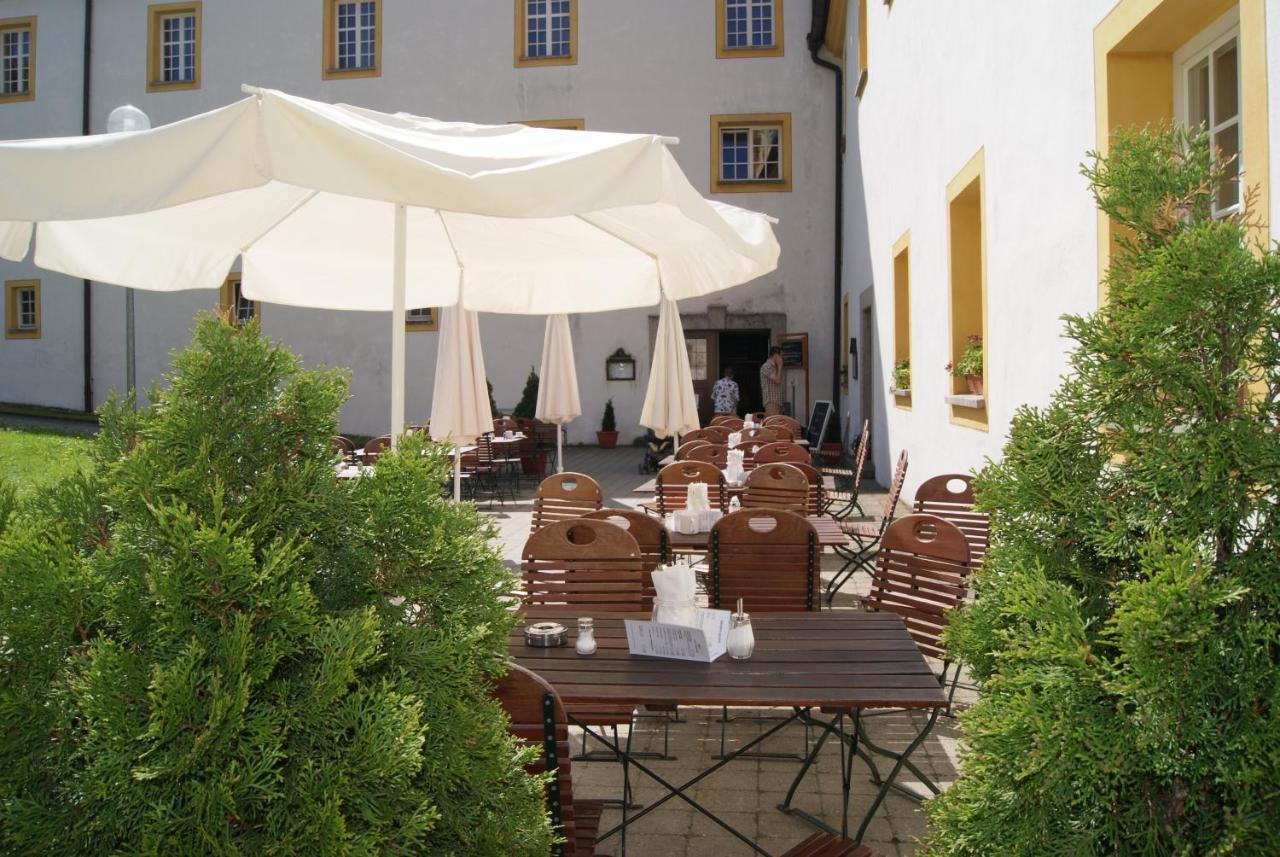 Tagungshaus Im Kloster Neresheim Hotel Ngoại thất bức ảnh