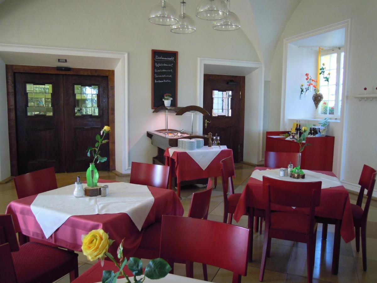 Tagungshaus Im Kloster Neresheim Hotel Ngoại thất bức ảnh