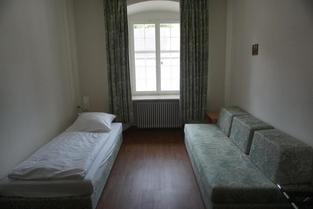 Tagungshaus Im Kloster Neresheim Hotel Ngoại thất bức ảnh