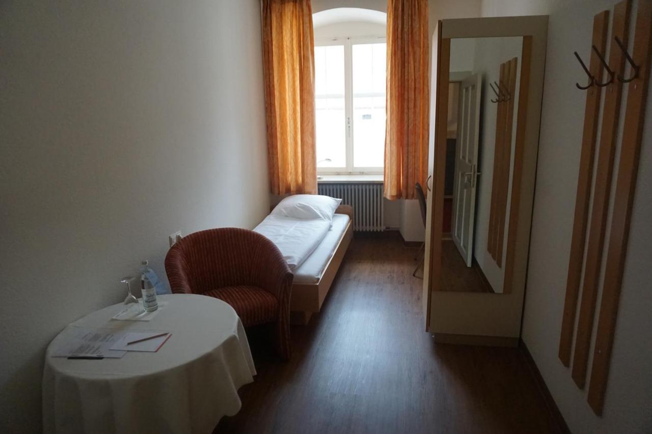 Tagungshaus Im Kloster Neresheim Hotel Ngoại thất bức ảnh