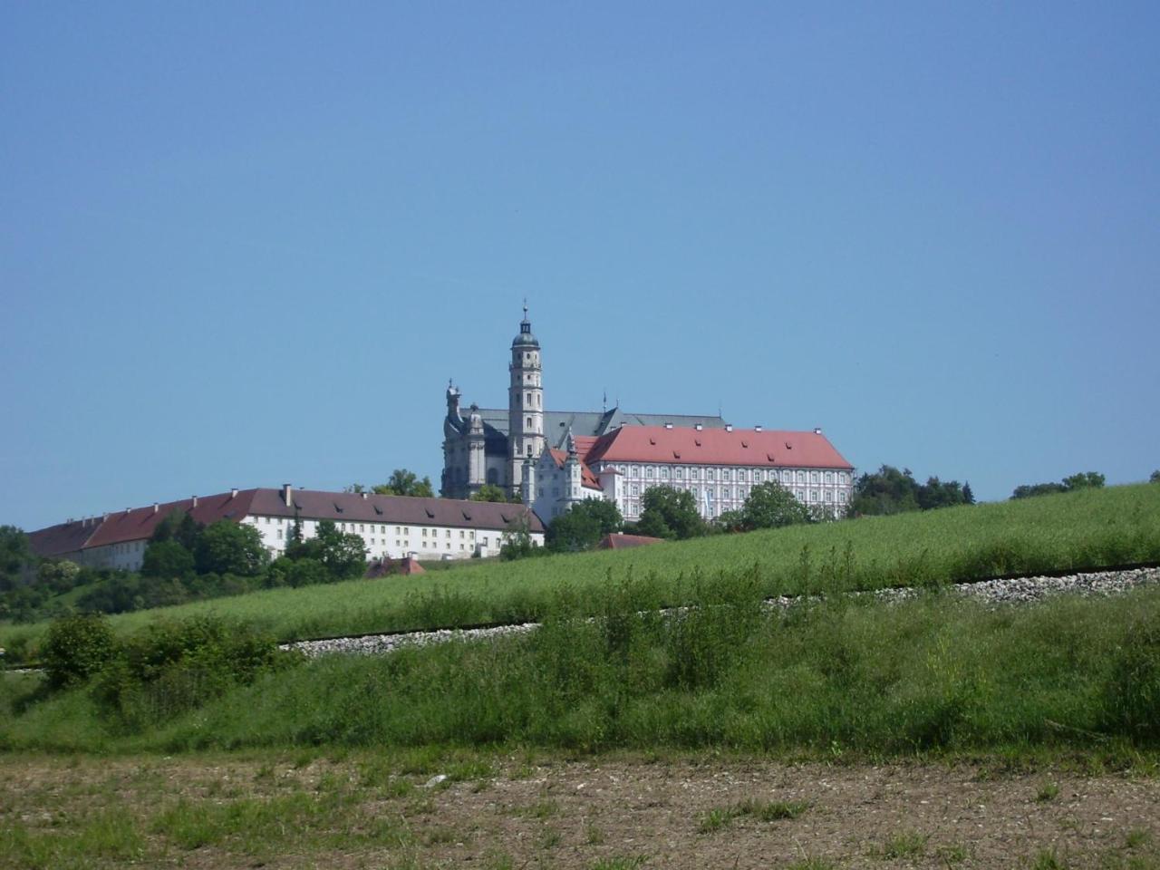 Tagungshaus Im Kloster Neresheim Hotel Ngoại thất bức ảnh